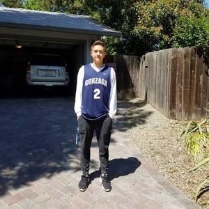 Meet your Posher, Ethan